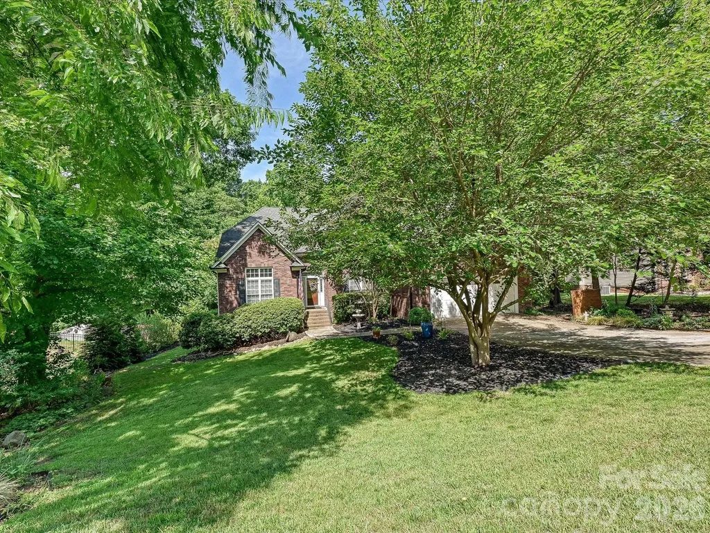 261 Ford Street Harrisburg NC 28075