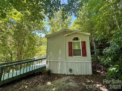 572 Blue Ridge Gem Stone Road Spruce Pine NC 28777