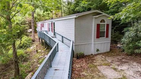 572 Blue Ridge Gem Stone Road Spruce Pine NC 28777