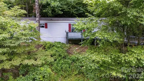 572 Blue Ridge Gem Stone Road Spruce Pine NC 28777