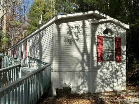 572 Blue Ridge Gem Stone Road Spruce Pine NC 28777