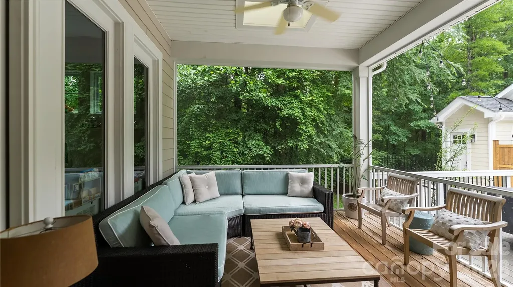 12835 Elkhorn Drive Charlotte NC 28278