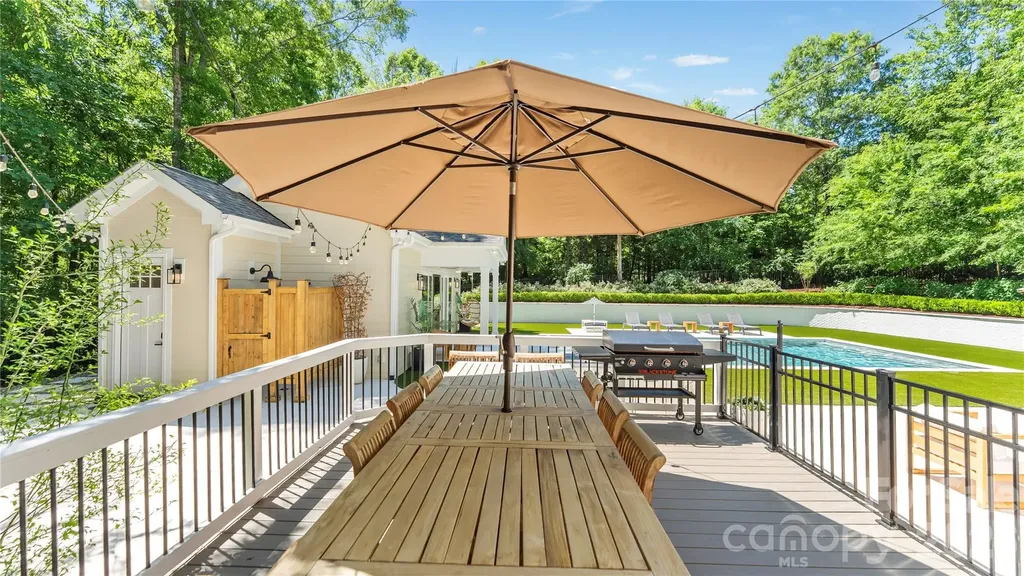 12835 Elkhorn Drive Charlotte NC 28278