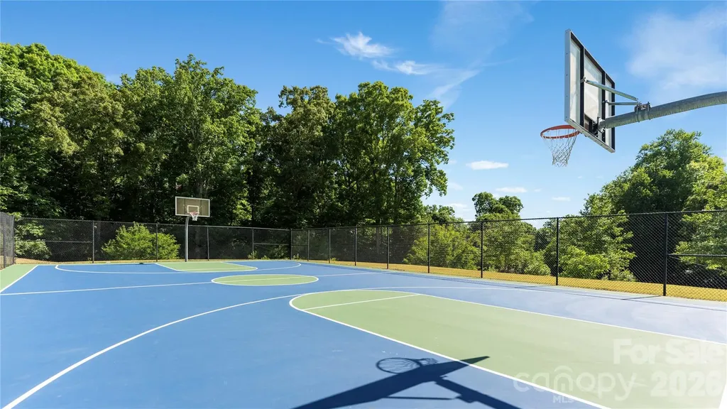 12835 Elkhorn Drive Charlotte NC 28278