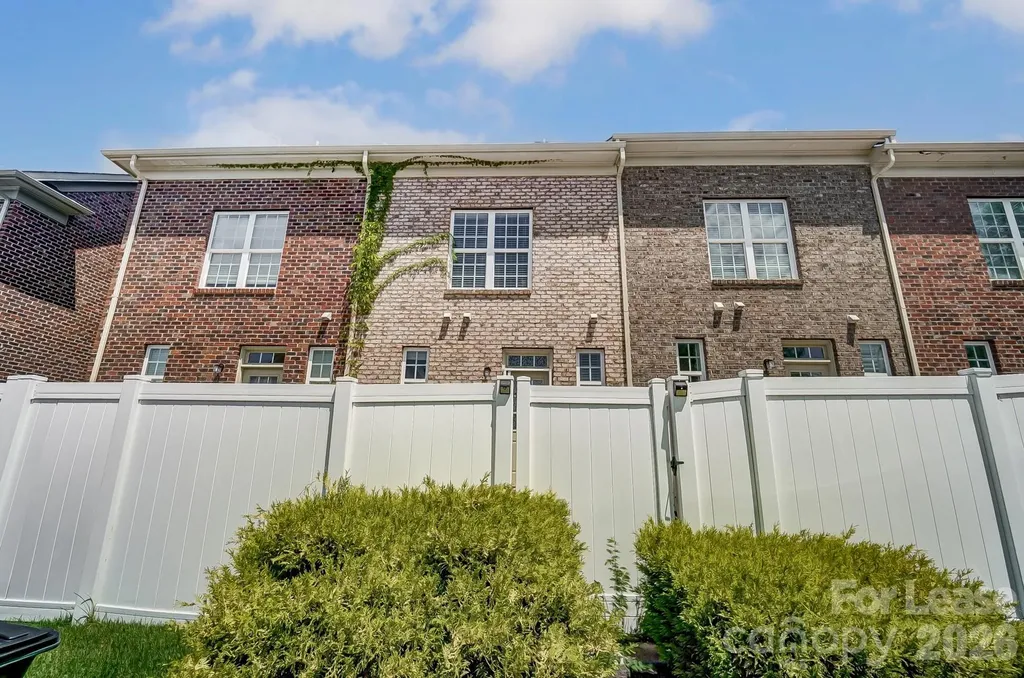 9519 Longstone Lane Charlotte NC 28277