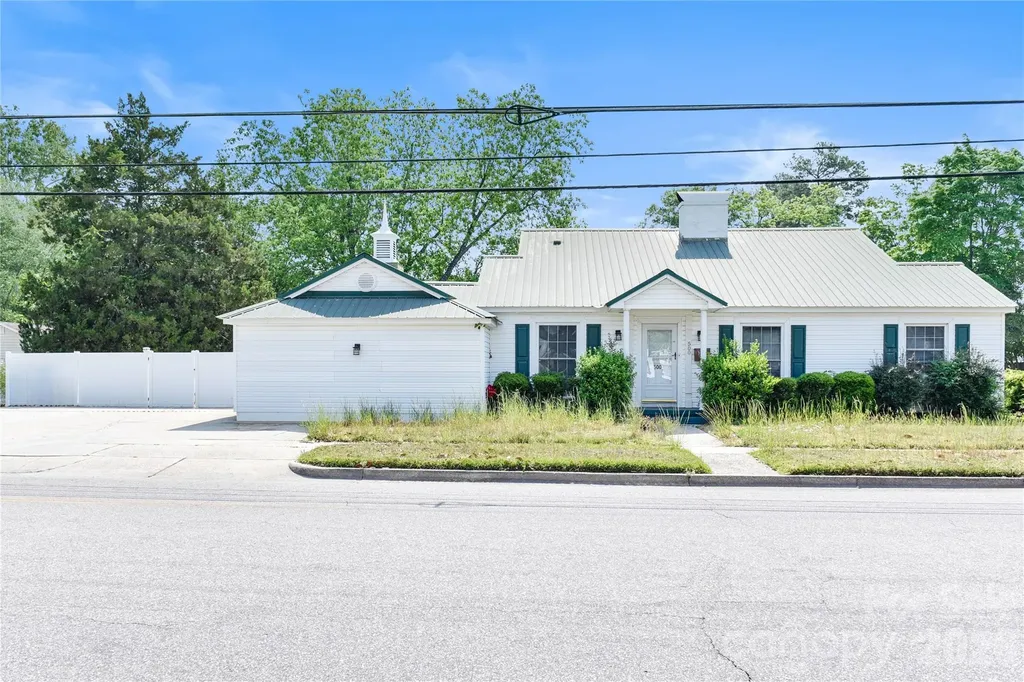 500 Godwin Avenue Lumberton NC 28358