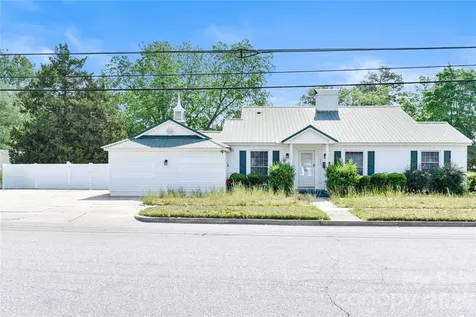 500 Godwin Avenue Lumberton NC 28358