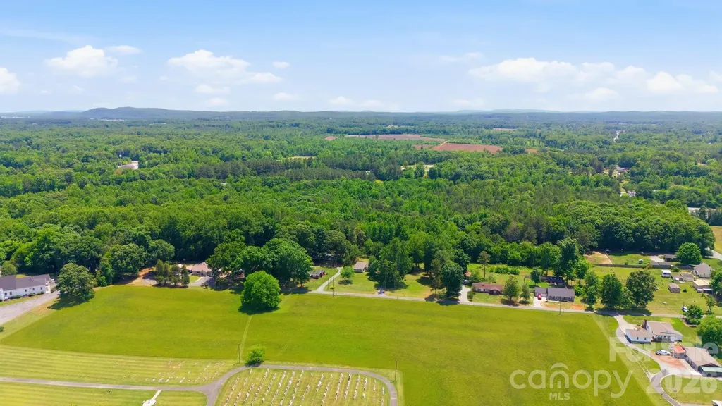 3319 E Us Highway 64 Highway Lexington NC 27292