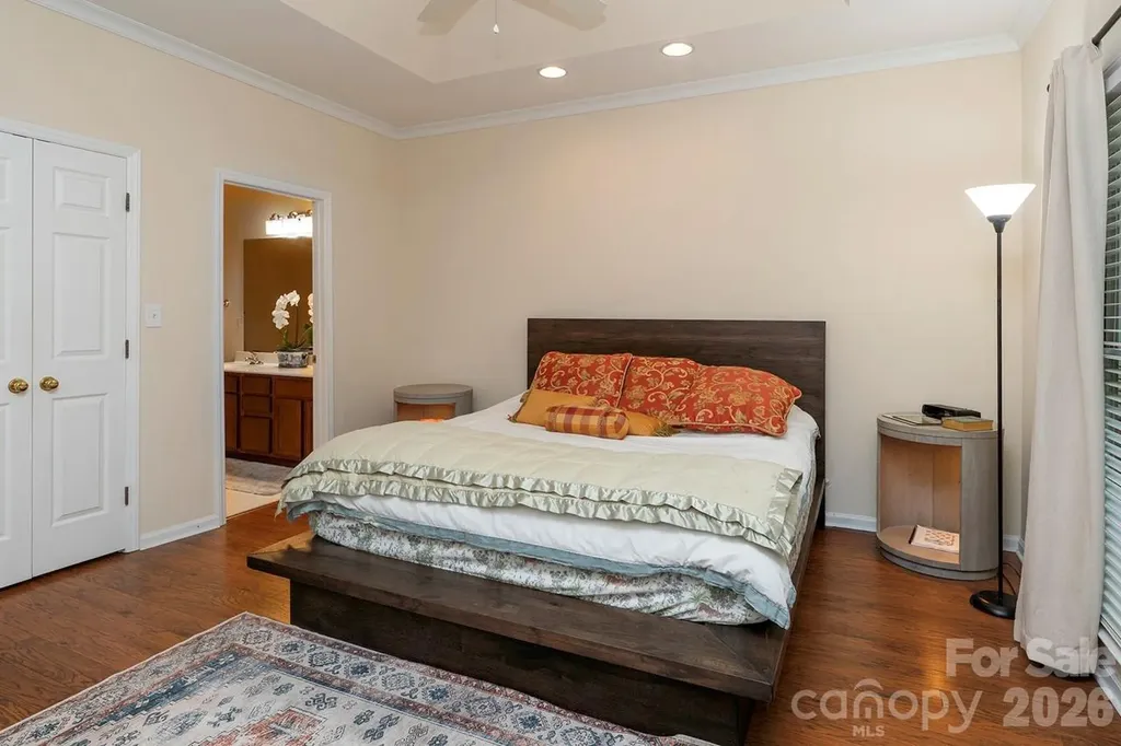 5935 Fitzwilliams Lane Charlotte NC 28270