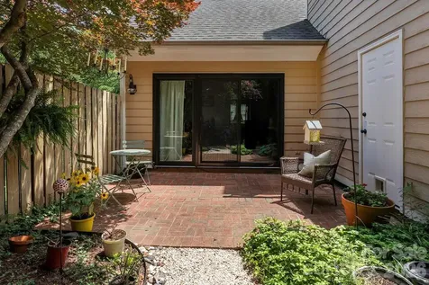 5935 Fitzwilliams Lane Charlotte NC 28270