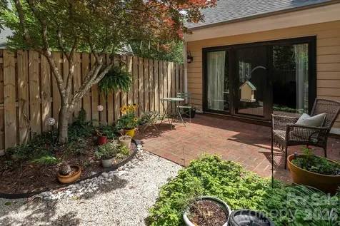 5935 Fitzwilliams Lane Charlotte NC 28270
