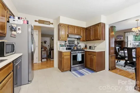 22 Webb Hill Road Leicester NC 28748