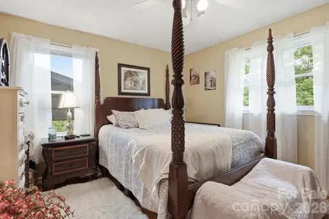22 Webb Hill Road Leicester NC 28748