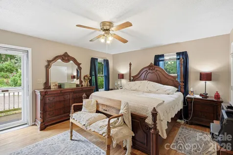 22 Webb Hill Road Leicester NC 28748