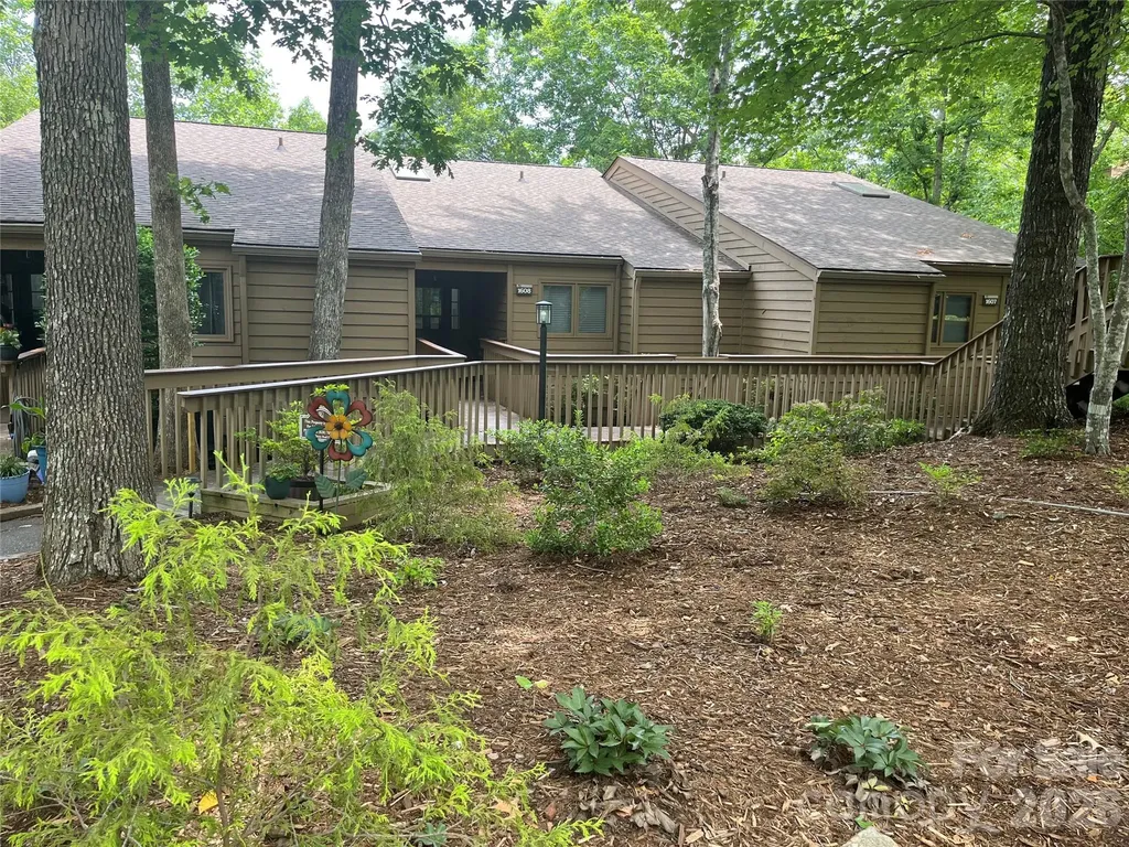 155 Quail Cove Boulevard Lake Lure NC 28746