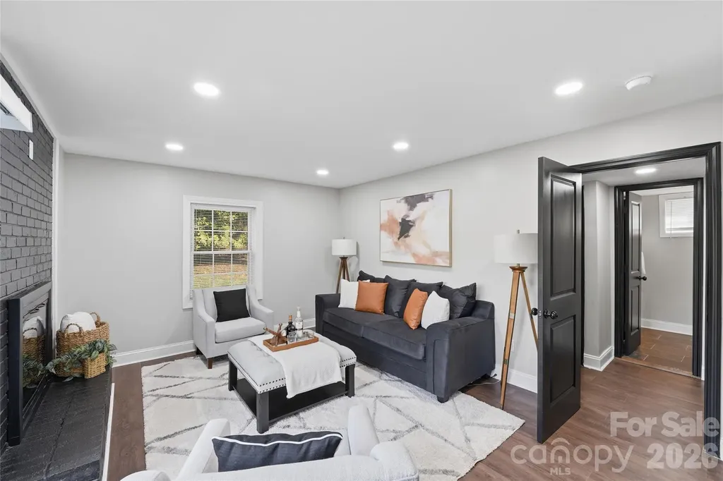 1715 Washington Avenue Charlotte NC 28216