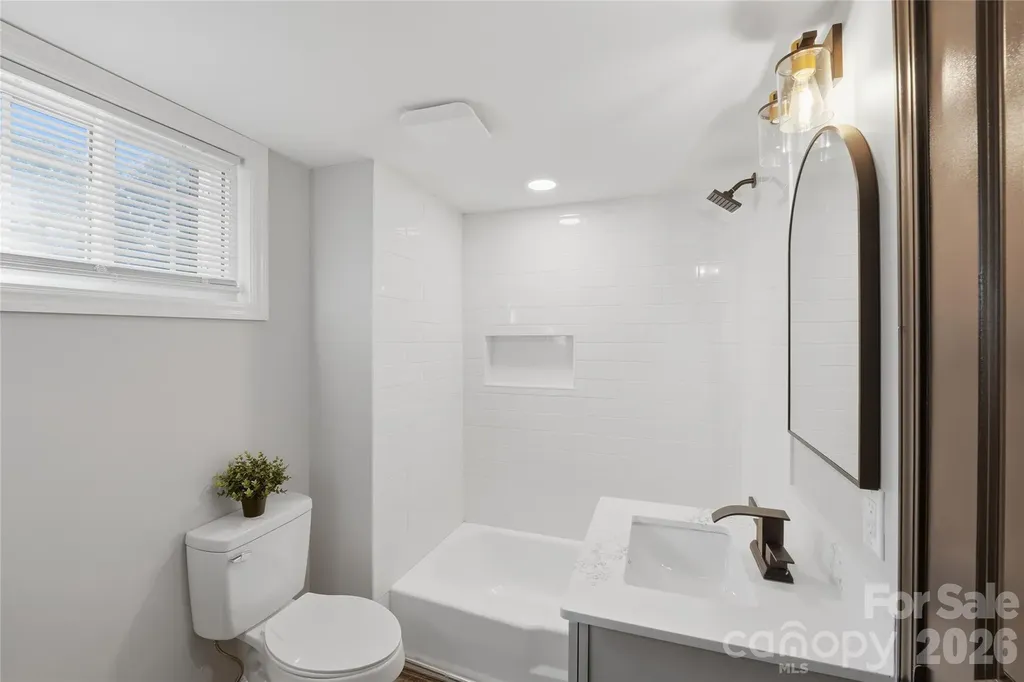 1715 Washington Avenue Charlotte NC 28216