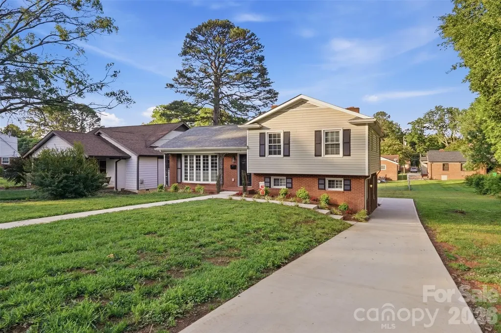 1715 Washington Avenue Charlotte NC 28216