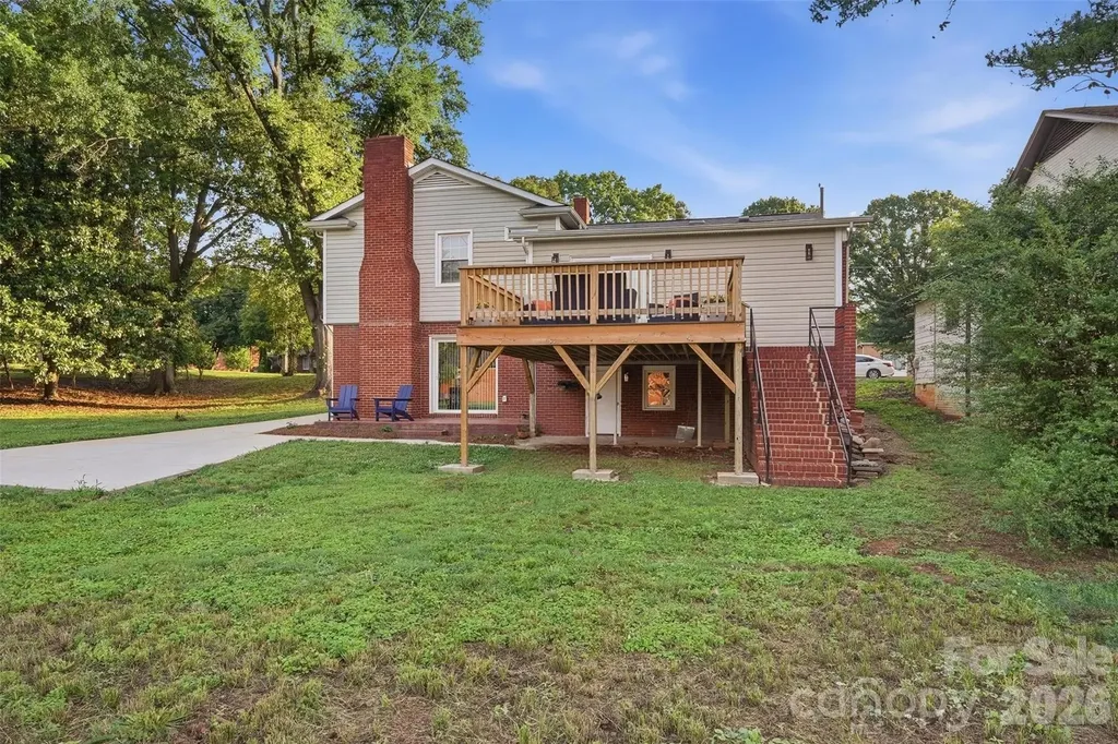 1715 Washington Avenue Charlotte NC 28216