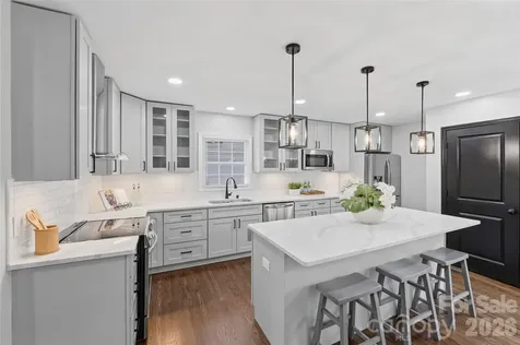 1715 Washington Avenue Charlotte NC 28216