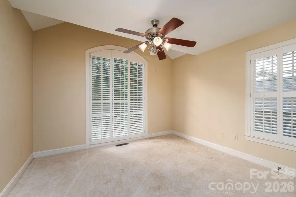 116 28th Avenue NW Hickory NC 28601