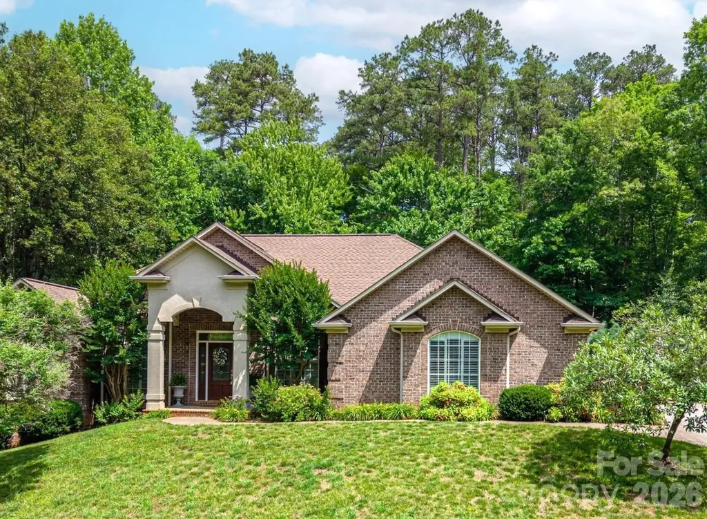 116 28th Avenue NW Hickory NC 28601