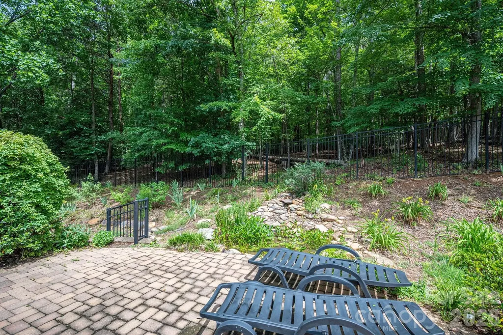 116 28th Avenue NW Hickory NC 28601