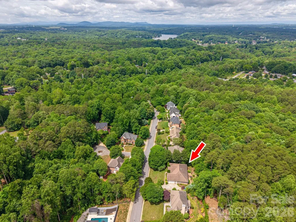 116 28th Avenue NW Hickory NC 28601