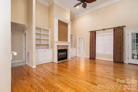 116 28th Avenue NW Hickory NC 28601