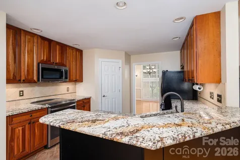 116 28th Avenue NW Hickory NC 28601