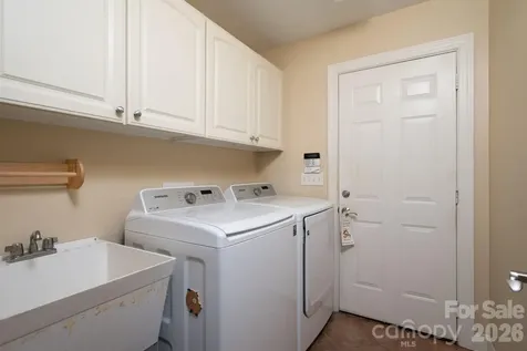 116 28th Avenue NW Hickory NC 28601