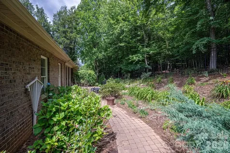 116 28th Avenue NW Hickory NC 28601