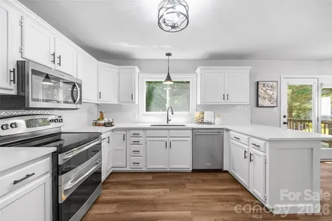 4160 Koala Circle Tega Cay SC 29708