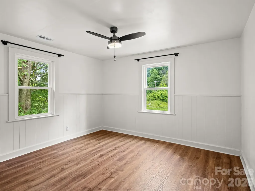 205 Old Fort Road Fairview NC 28730