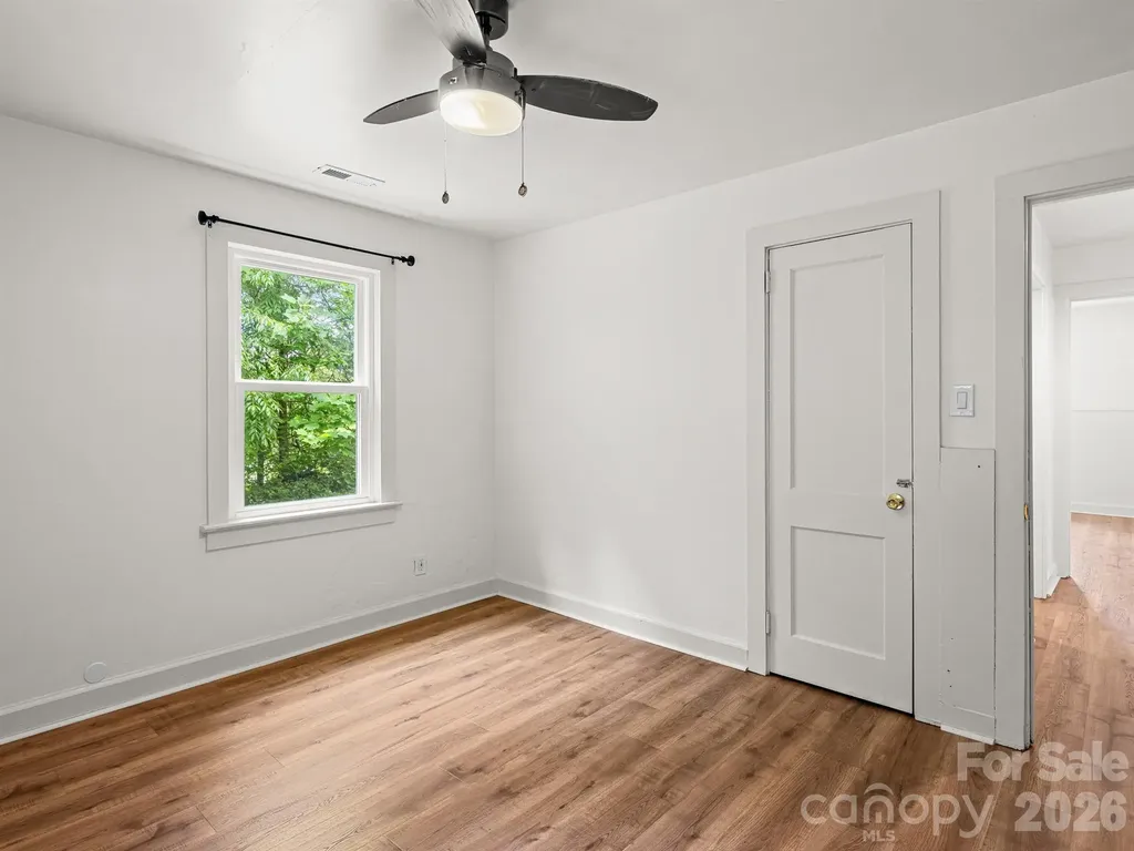 205 Old Fort Road Fairview NC 28730