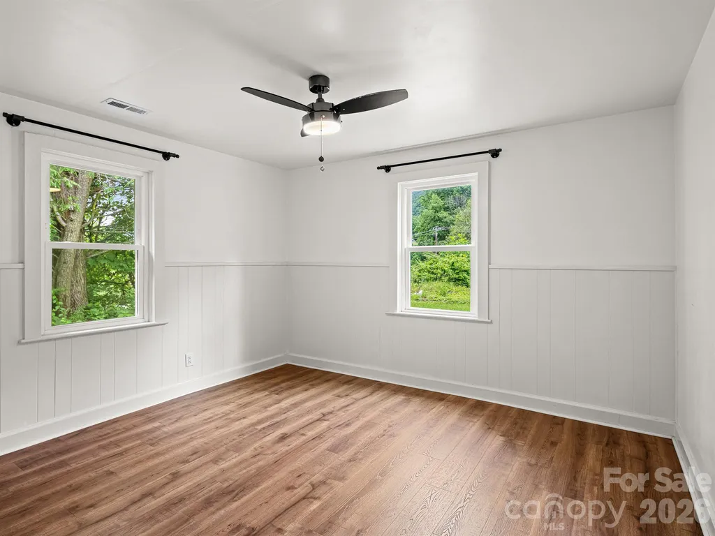 205 Old Fort Road Fairview NC 28730