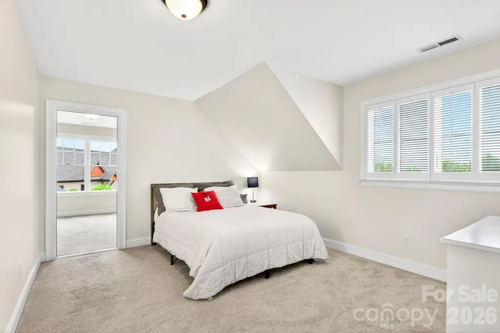 30 Water Hill Way Fletcher NC 28732
