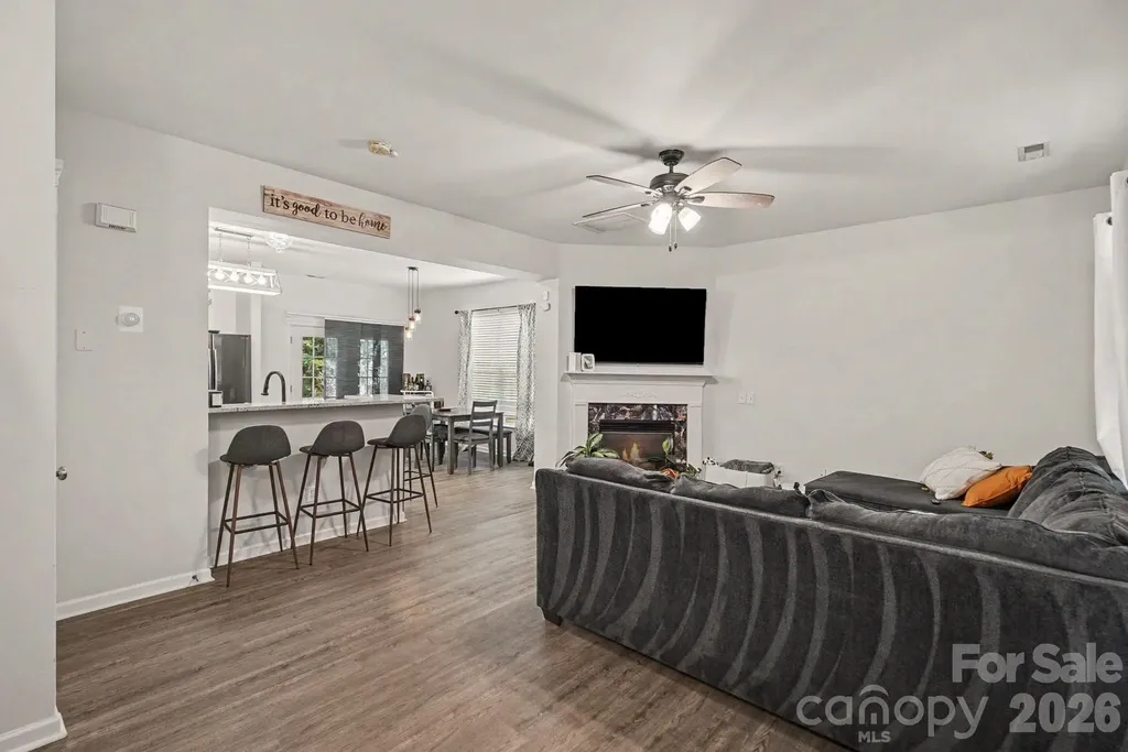 9025 Davis Crossing Court Charlotte NC 28269