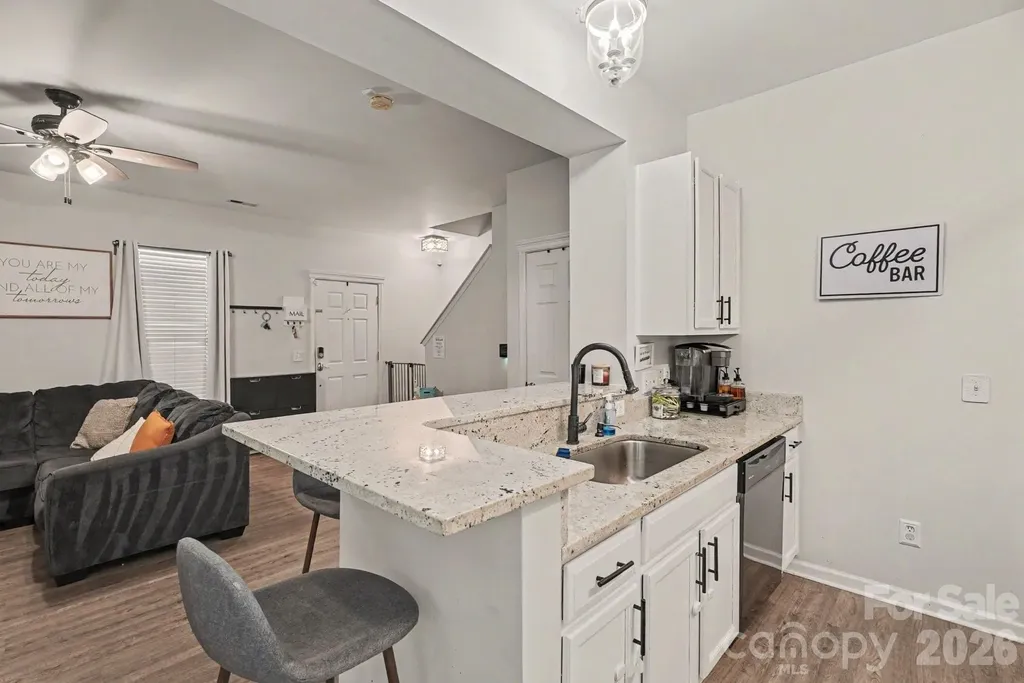 9025 Davis Crossing Court Charlotte NC 28269