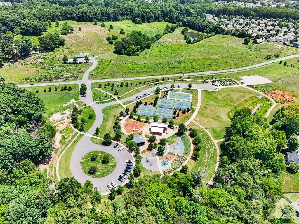 9025 Davis Crossing Court Charlotte NC 28269