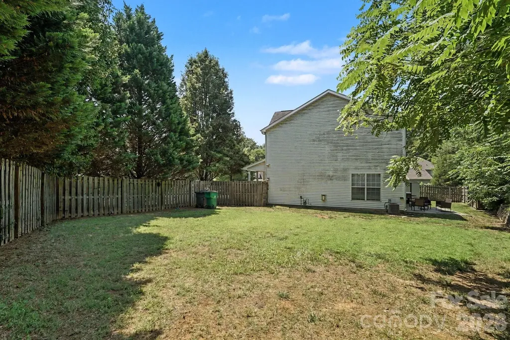 9025 Davis Crossing Court Charlotte NC 28269