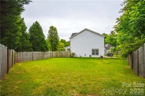 9025 Davis Crossing Court Charlotte NC 28269