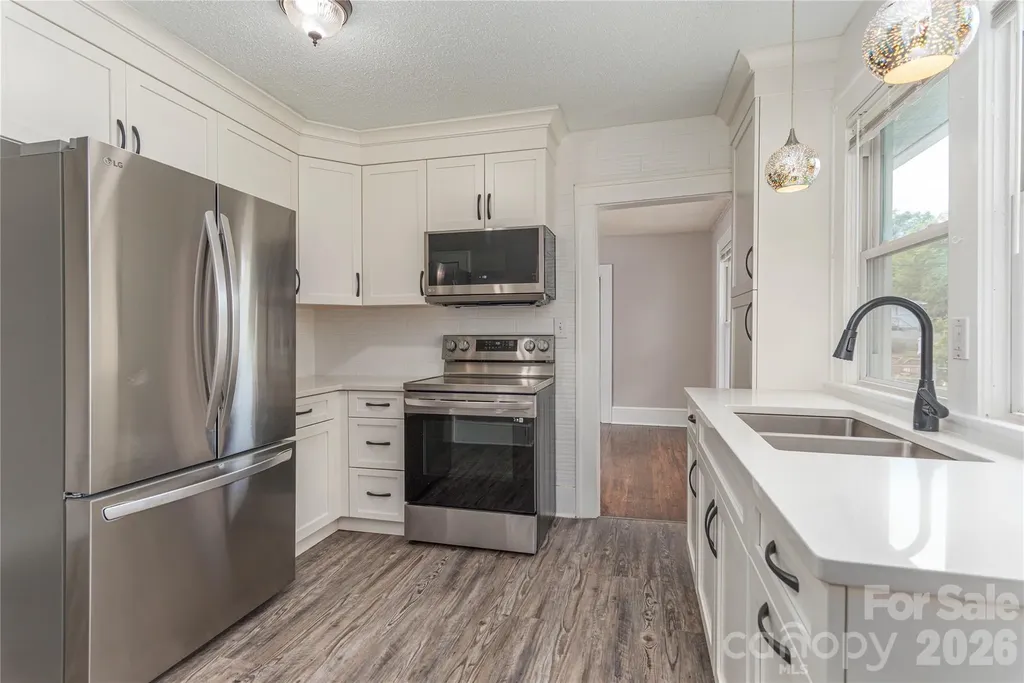 23 Jarrett Street Asheville NC 28806