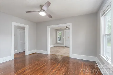 23 Jarrett Street Asheville NC 28806