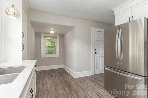 23 Jarrett Street Asheville NC 28806