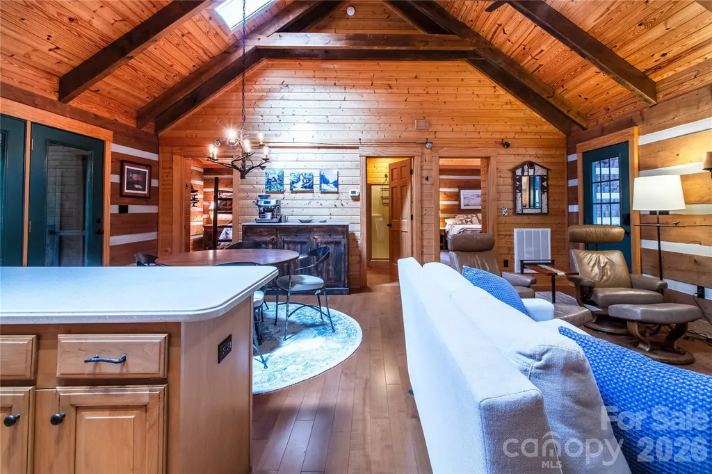 82 Sky Vista Lane Hendersonville NC 28792