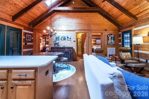 82 Sky Vista Lane Hendersonville NC 28792