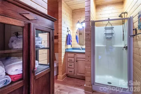 82 Sky Vista Lane Hendersonville NC 28792