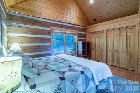 82 Sky Vista Lane Hendersonville NC 28792