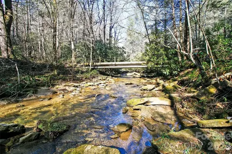 82 Sky Vista Lane Hendersonville NC 28792